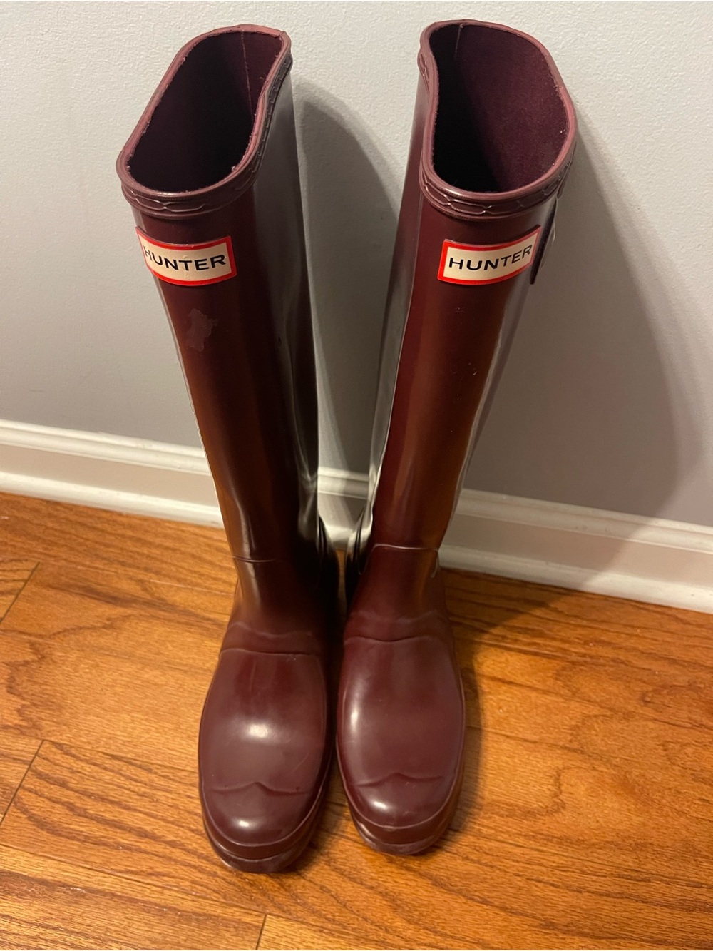 Hunter Original Tall Women's Rain Boots in Burgundy Size 8